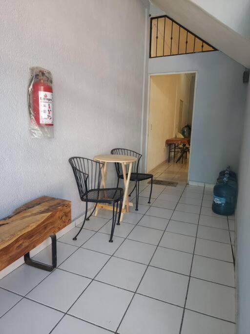 Small Studio Apt 5Min To Dt! Zihuatanejo Buitenkant foto