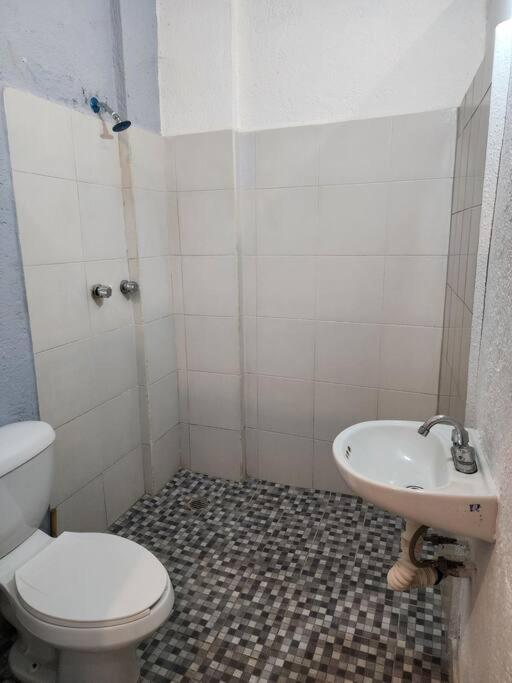 Small Studio Apt 5Min To Dt! Zihuatanejo Buitenkant foto